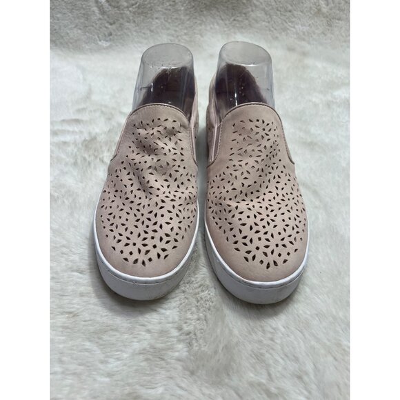 Vionic Kani  Perforated Slip-On Sneakers women Size 8.5 Casual Shoe - Picture 2 of 8